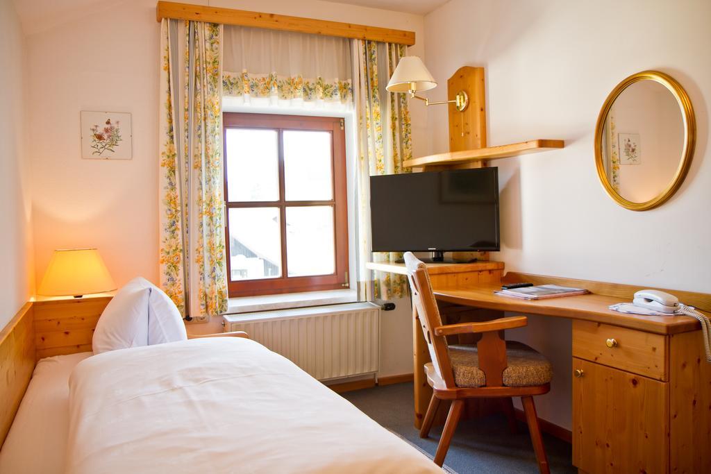 Gasthof-Hotel Bramosen Weyregg Bilik gambar
